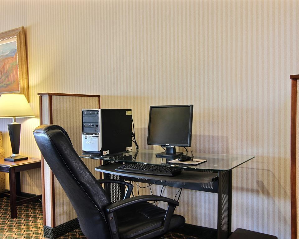 Quality Inn & Suites Grants - I-40 Exteriér fotografie