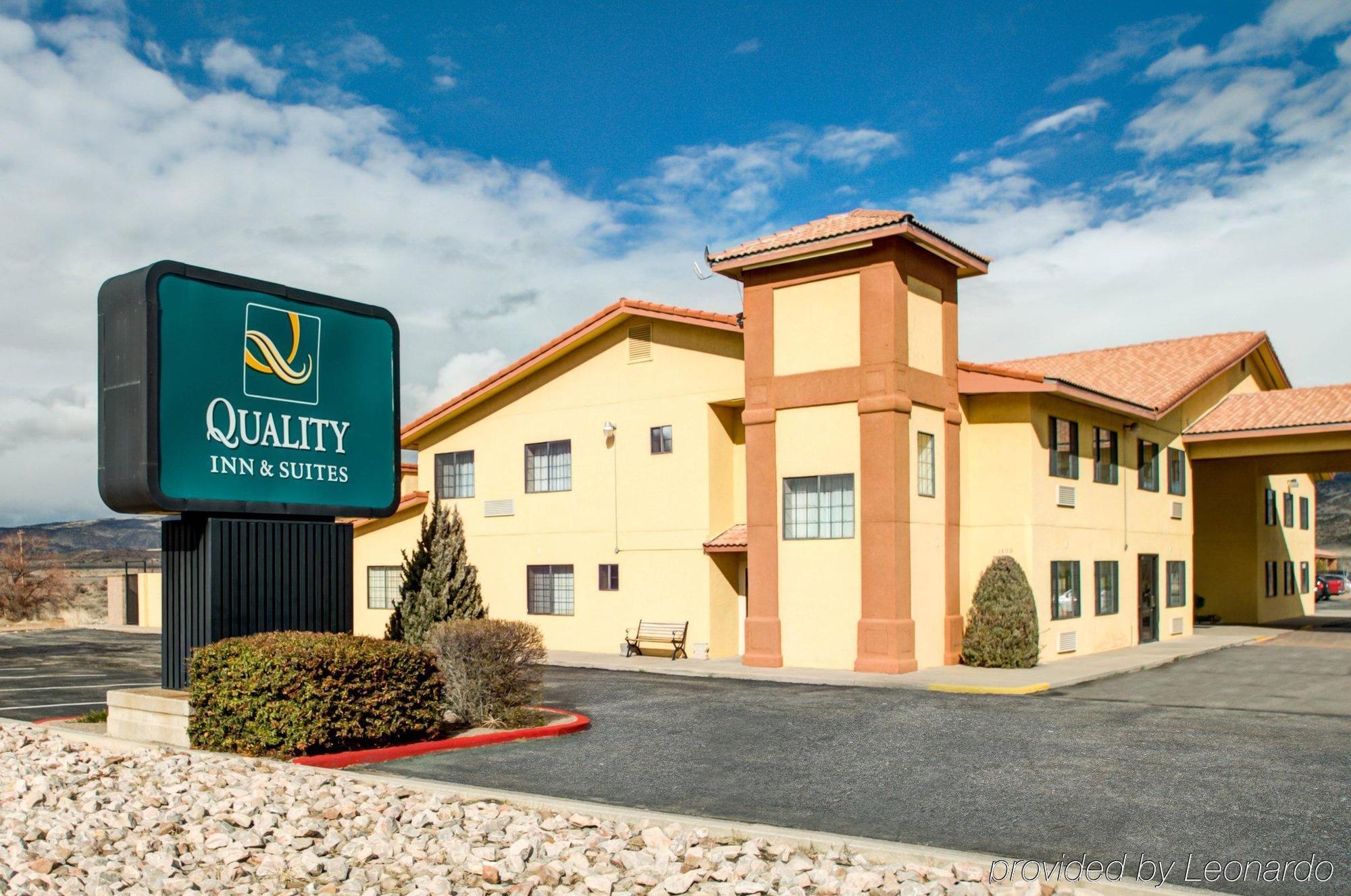 Quality Inn & Suites Grants - I-40 Exteriér fotografie